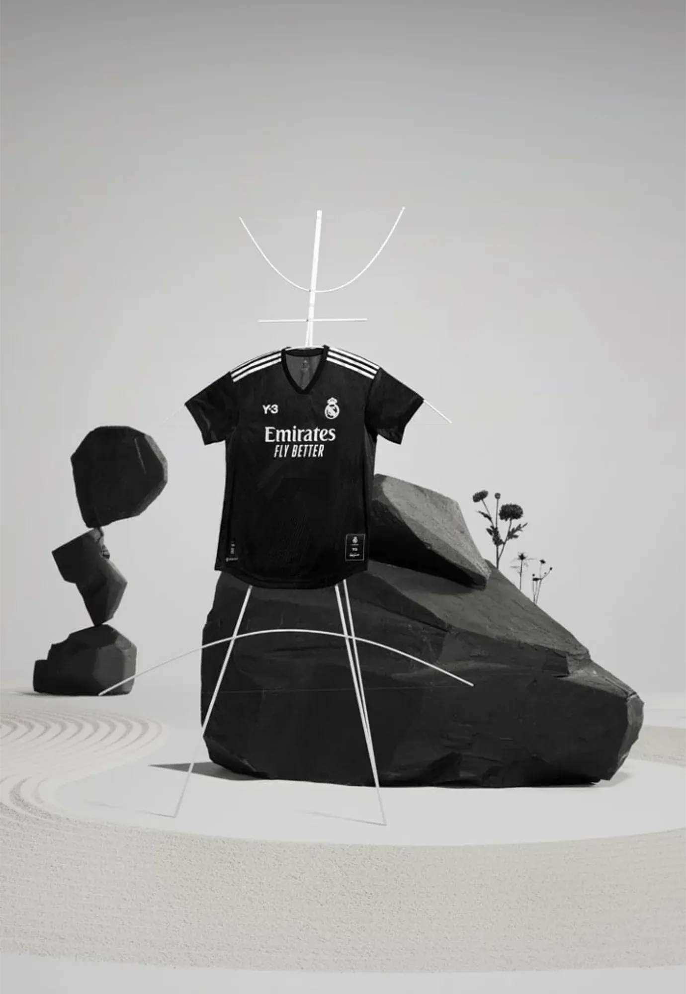 Yohji Yamamoto collection for Real Madrid in 2022 (Source: Soccerbible)