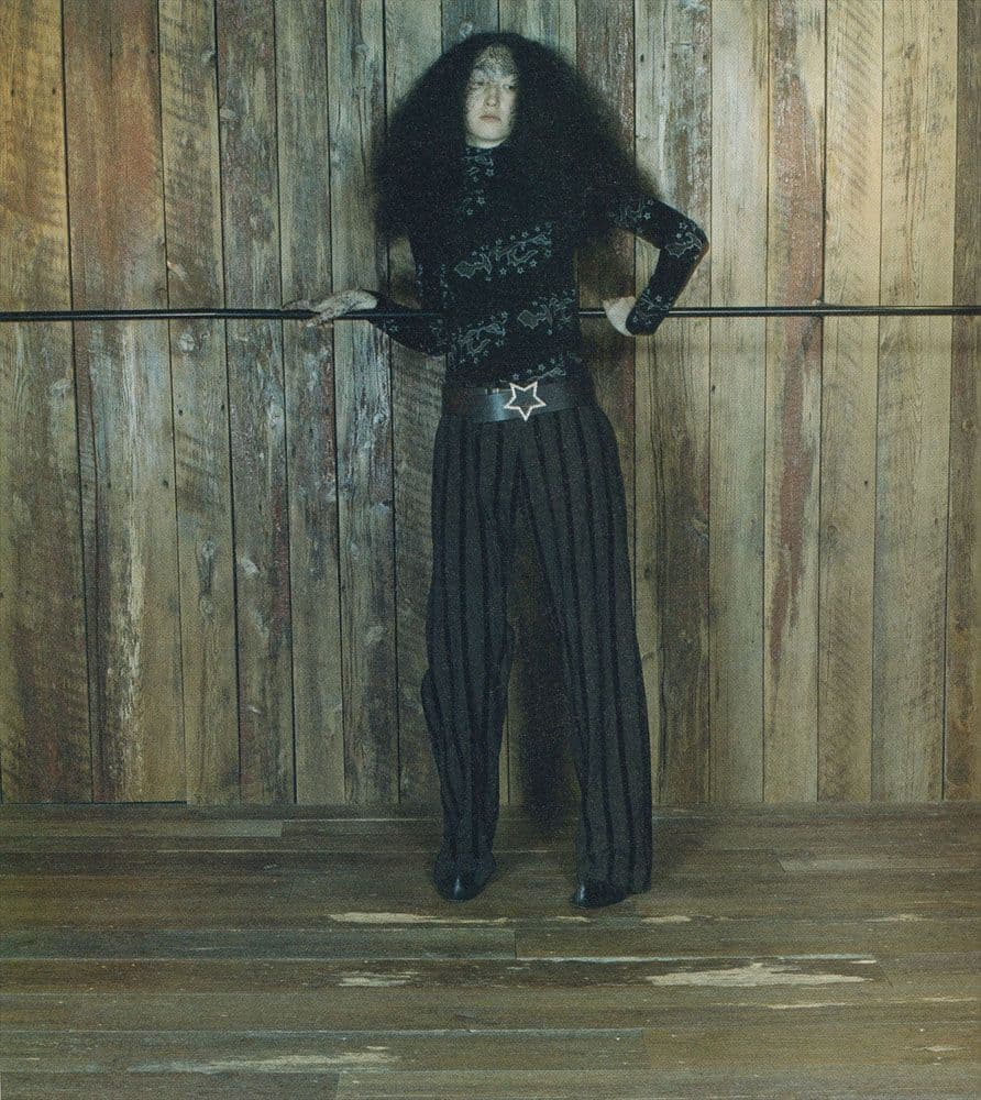 A/W 2002 'Witches Cell Division' editorial feature. Source: The Knot Theory.