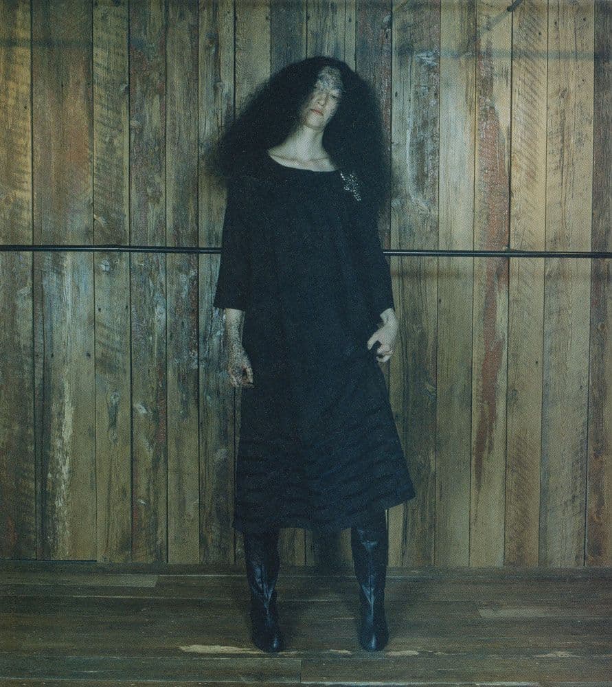 A/W 2002 'Witches Cell Division' editorial feature. Source: The Knot Theory.